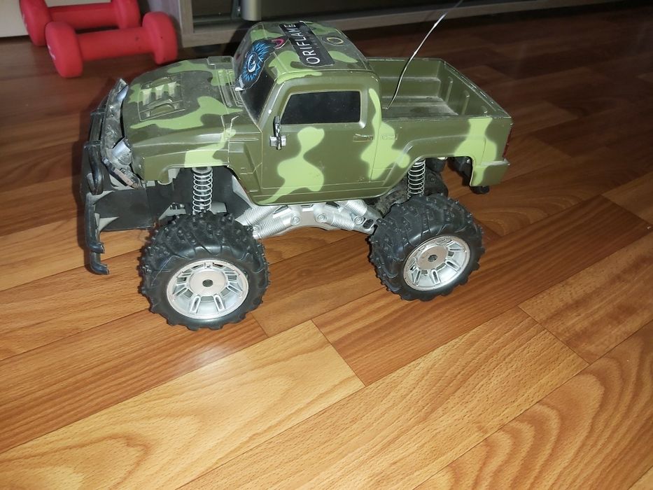 Продам джип на пульте