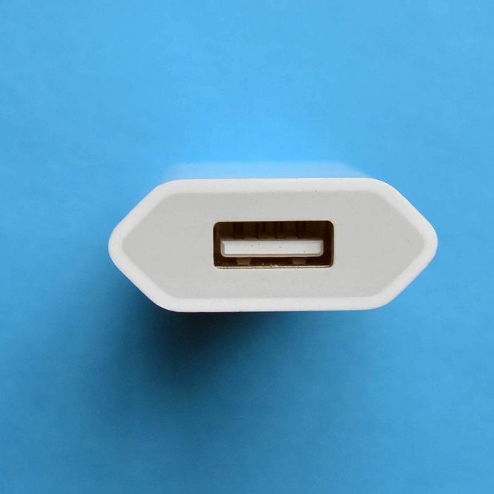 Ładowarka sieciowa kostka uniwersalna biała wtyczka USB NOWE