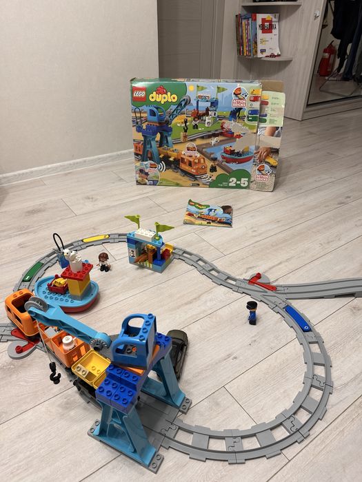 Lego duplo вантажний потяг