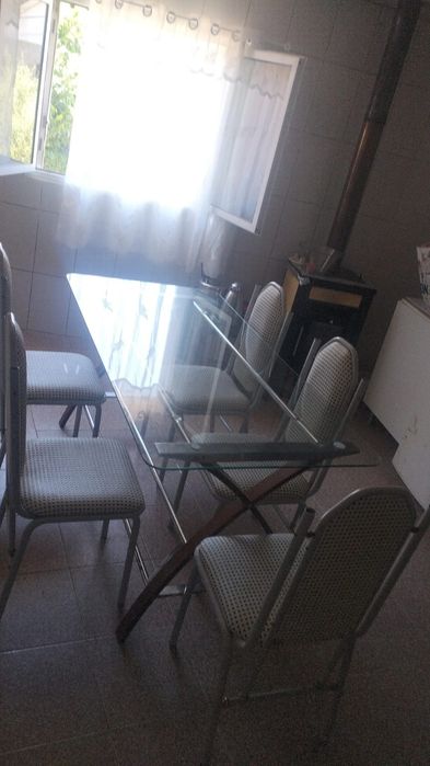 Mesa com Tampo de vidro