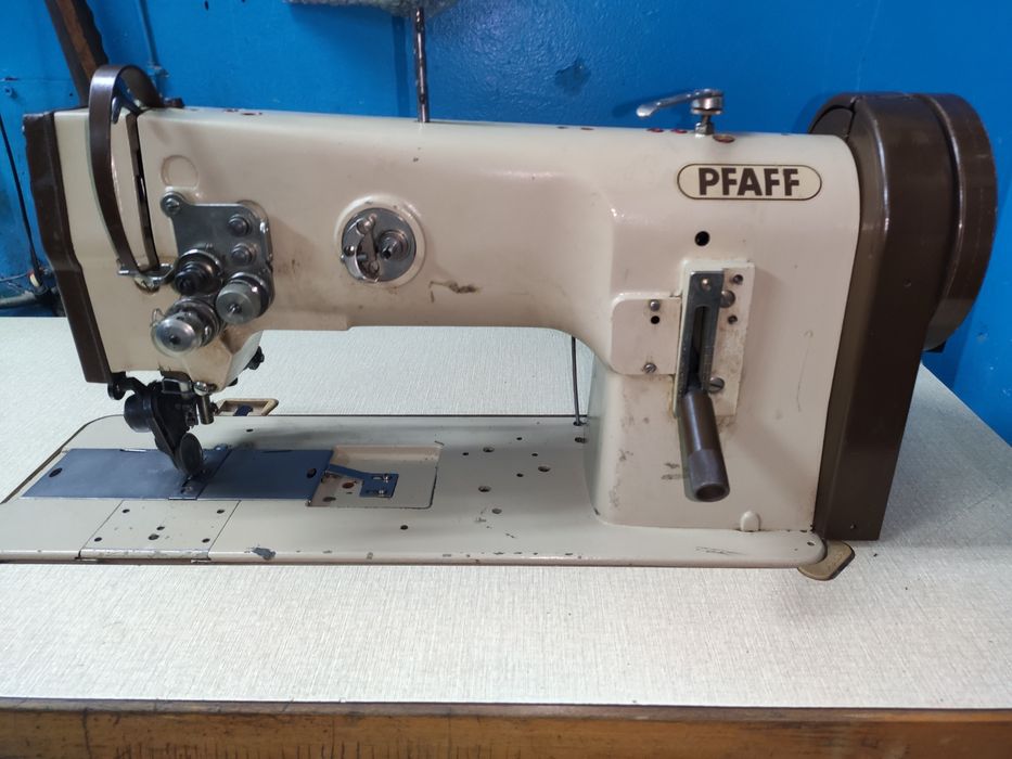 Pfaff 1244 швейная машина с двойным продвижением материала