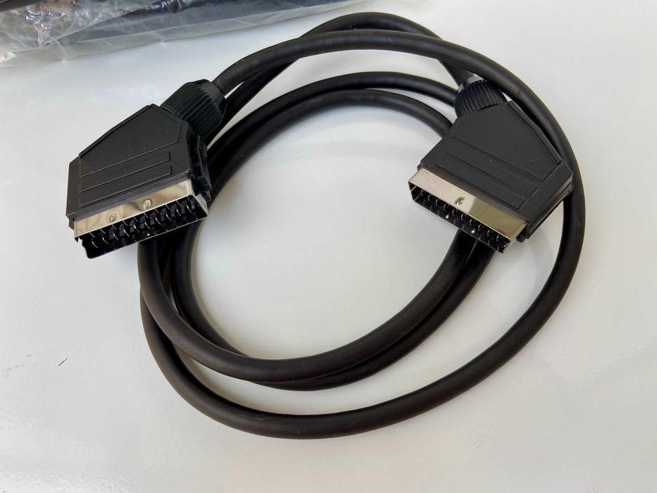 Cabos SCART de 21 pinos macho-macho