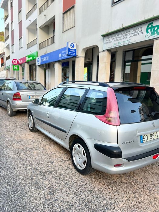 Peugeot a venda 206