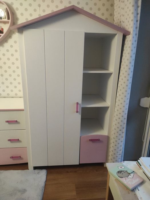 Szafa, komoda i stolik nocny