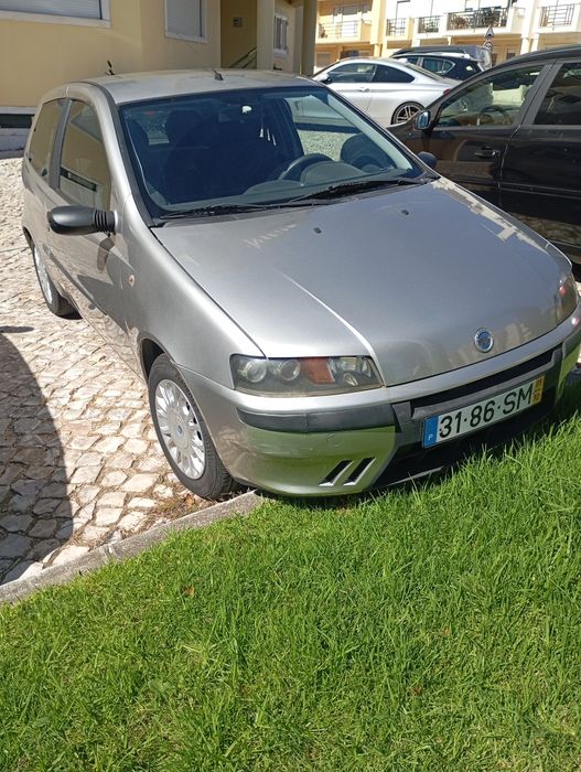 Venda de Fiat Punto com poucos kms