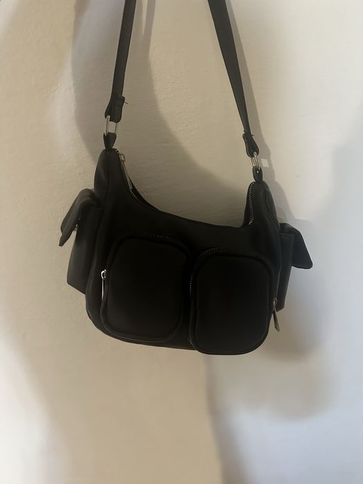 Сумка  чорна ( майже нова)