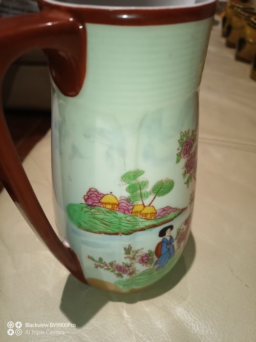 Caneca da maior beleza elegante que já vi