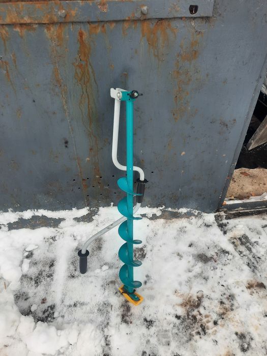 Продам ледобур тонар.