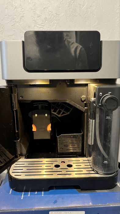 Кавомашина Beko CEG7304X