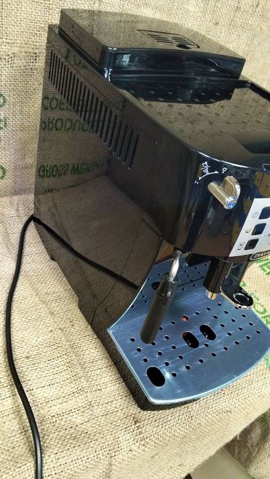 Кавомашина  22 рік delonghі magnifica s