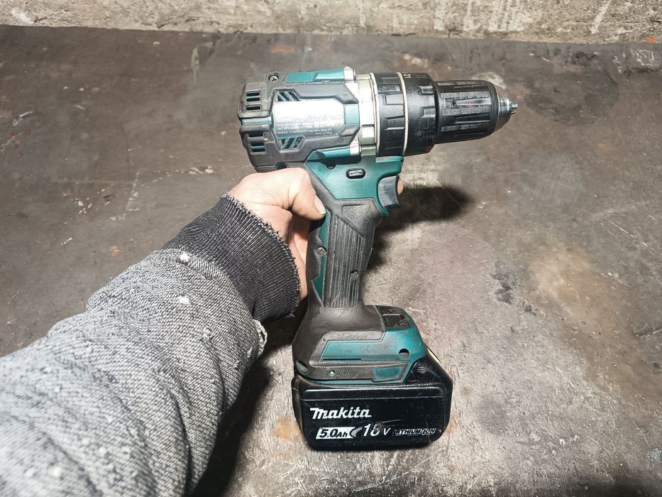 Шуруповерт Makita xph12