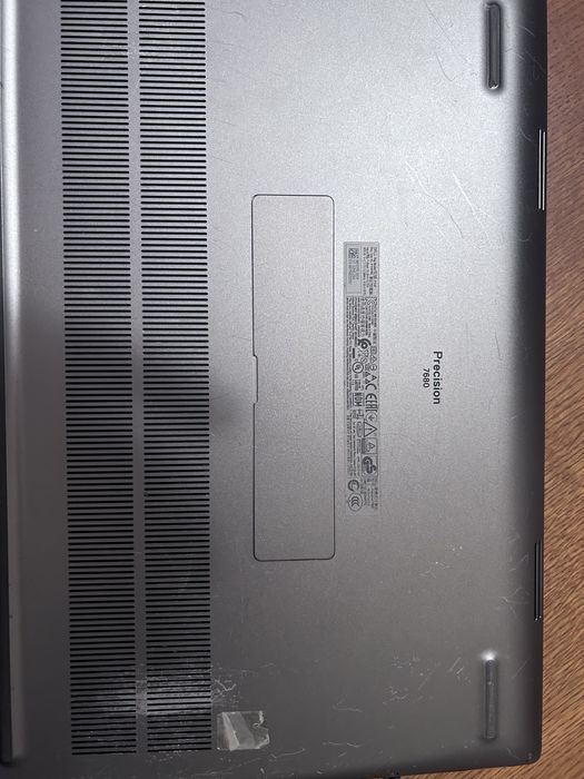 Dell Precision  7680