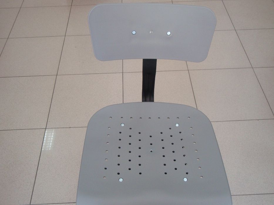 Cadeira para maquina costura, costureira - NOVA