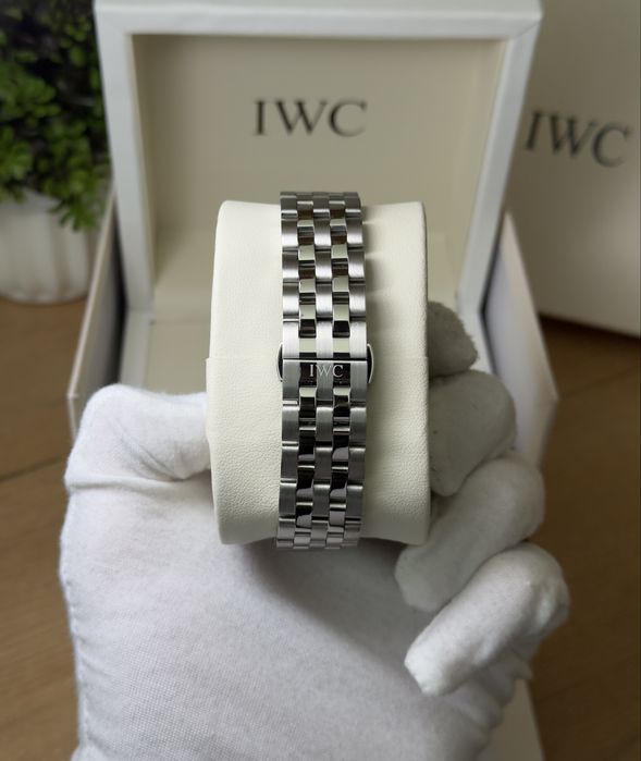 Годинник IWC Schaffhausen Pilot’s Watch