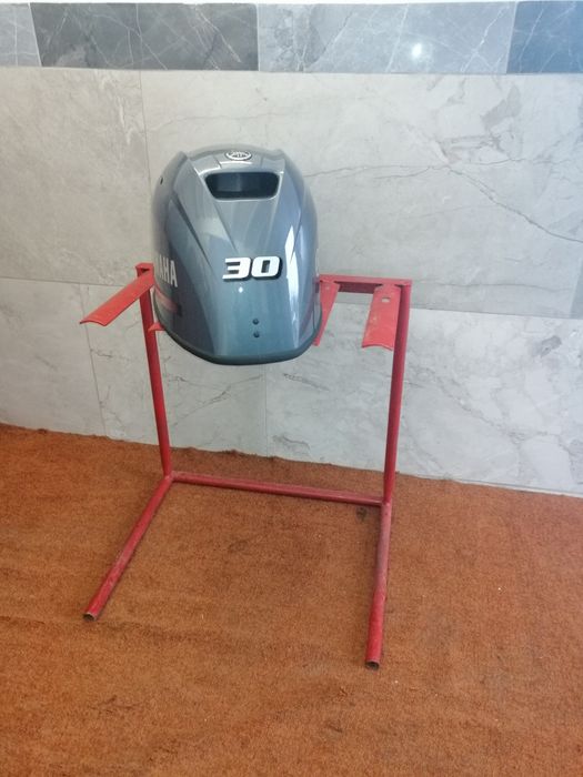Silnik zaburtowy Yamaha 30 Czapka