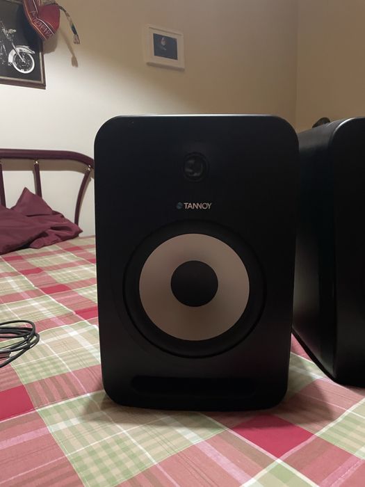 Tannoy Reveal 802 (venda do par)