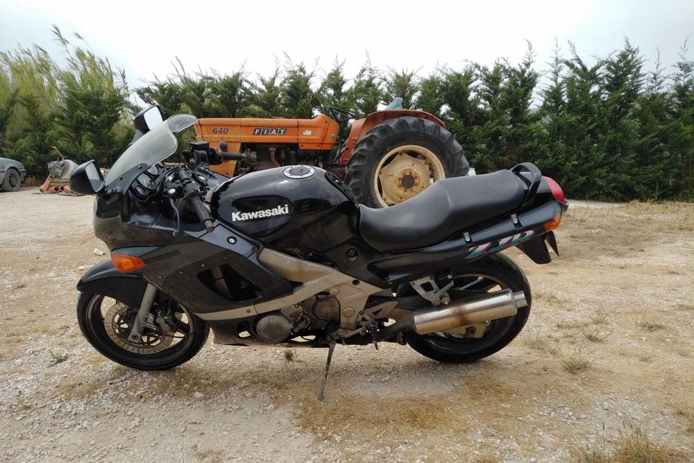 Kawasaki ZZR600 – 1994 – 42.041 km – 2 Donos