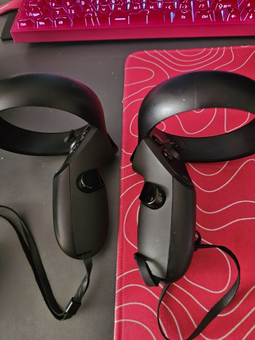 Продам Oculus rift s