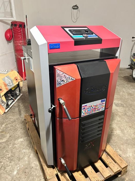 Продам Котел Attack 30 DPX Profy