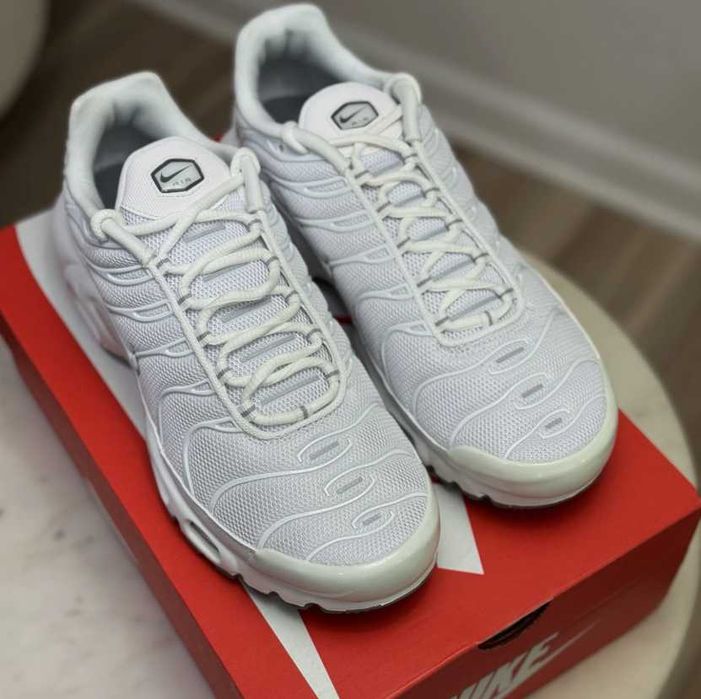Nike_Air_Max_TN_Plus_White R.36