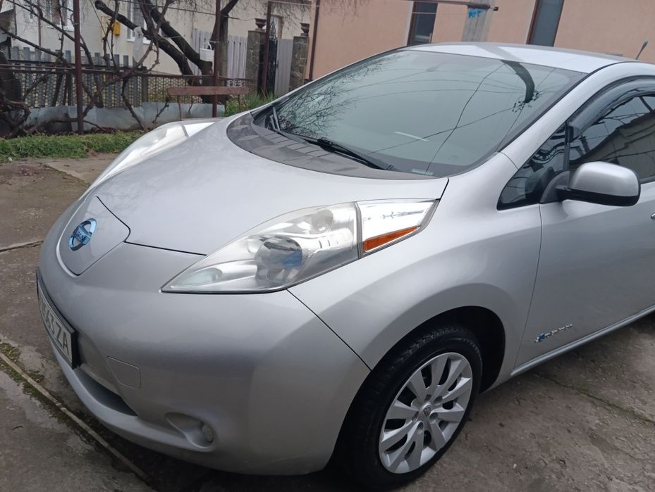 Продам авто.Nissan leaf