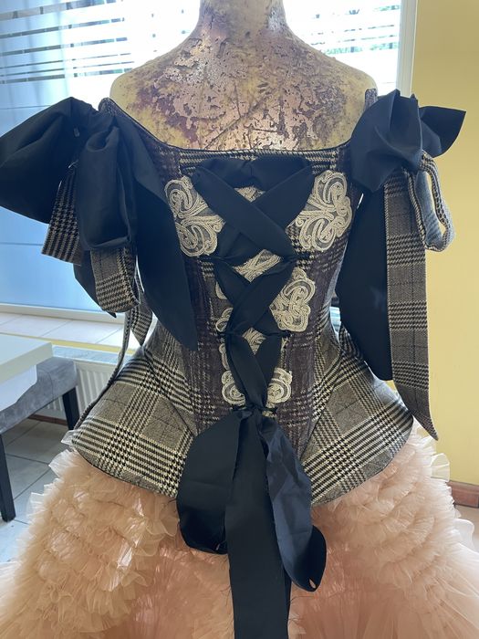 Komplet couture, jedyny taki spodnica gorset, unikatowy zestaw balowy, sesja. Od projektanta