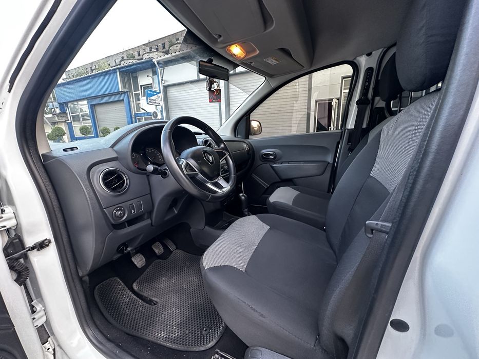 Renault Dokker 2017, 1.5 dCi дизель, 90 к.с., механіка, пасажирська версія.