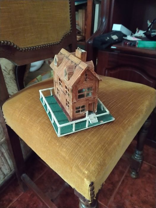 Casa de madeira .