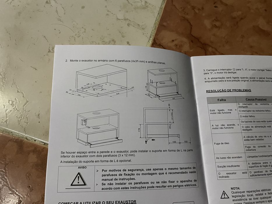 Exaustor Jocel em bom estado