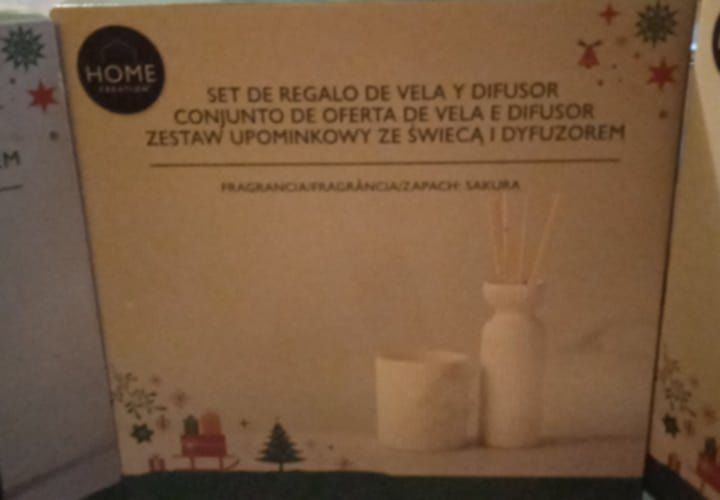 Vários conjuntos vela e difusor com pauzinhos + líquido, em caixa, NOV