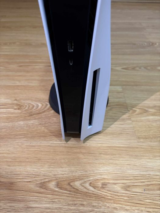 PlayStation 5 + FC24