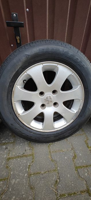 Felgi aluminiowe  (  r15     ) Peugeot  307 /2006