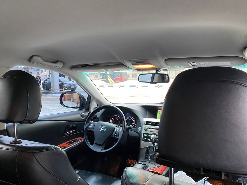 Продам авто LexusRX 350