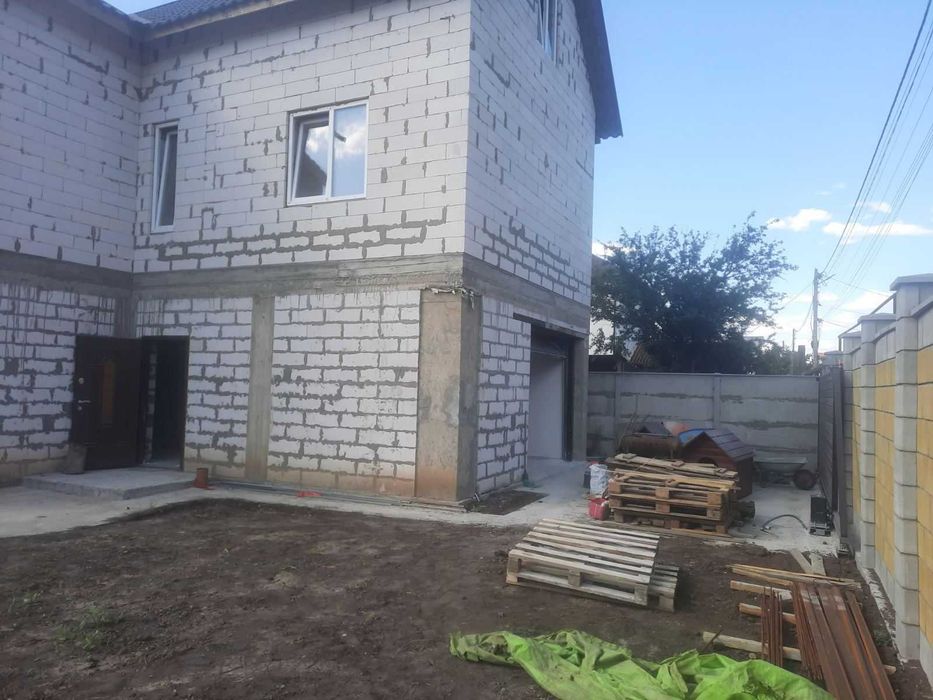 Продам 2-х этажный дом в Нерубайском
