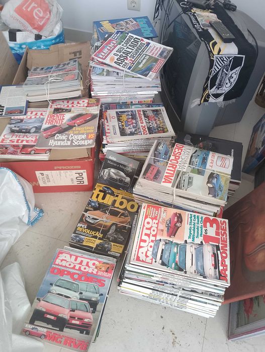 Tenho para venda 2000 revista auto motor, e turbo coleção completa desde 1993,