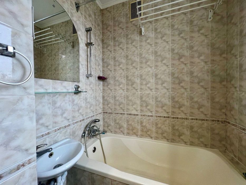 2к Бульвар Тараса Шевченка 2 метро Палац Спорту Арена Центр Подобово