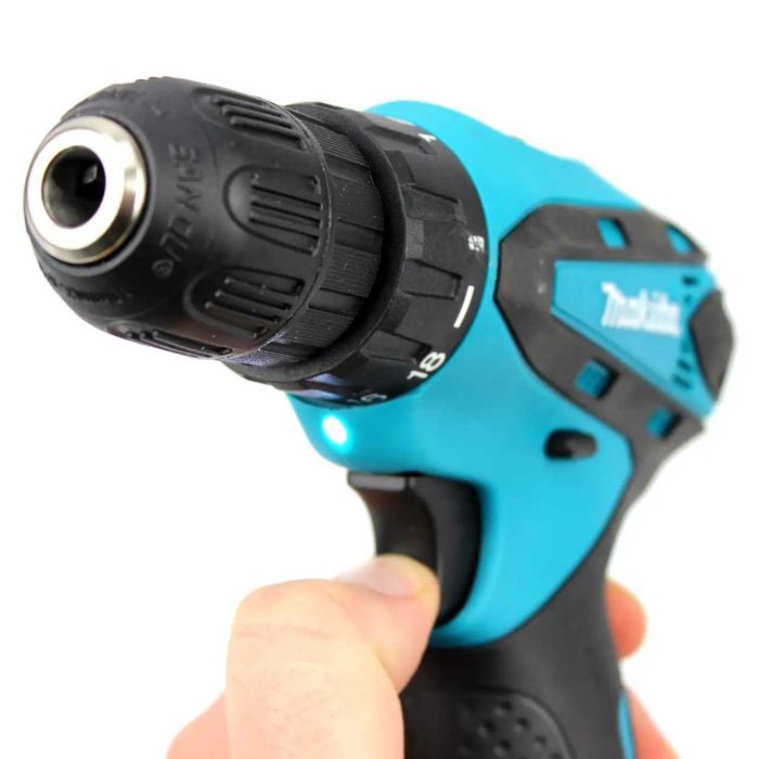 Шуруповерт Makita DF330DWE (12V 2A/h Li-Ion). Арт.2287