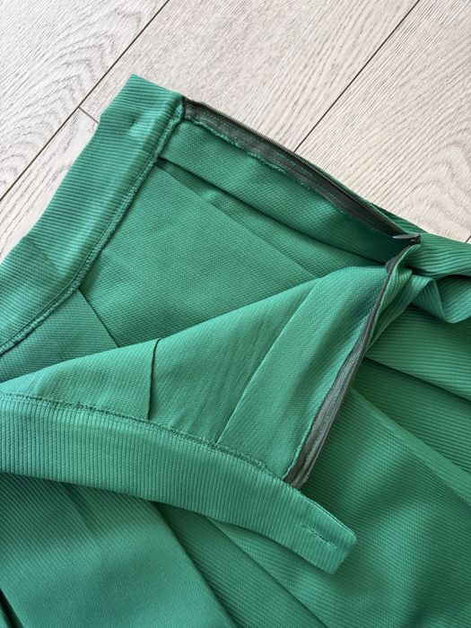 Спідниця.  Міді.