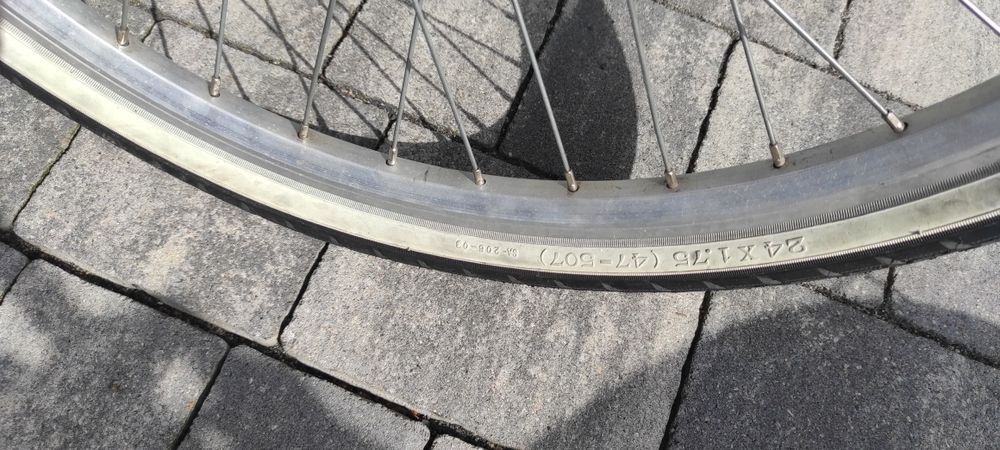 Rower dziewczęcy 24"