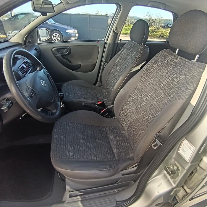 Opel corsa C 1.0 gasolina
