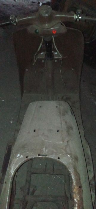 Рама + інші запчастини моторолера "Тула" Т-200М.