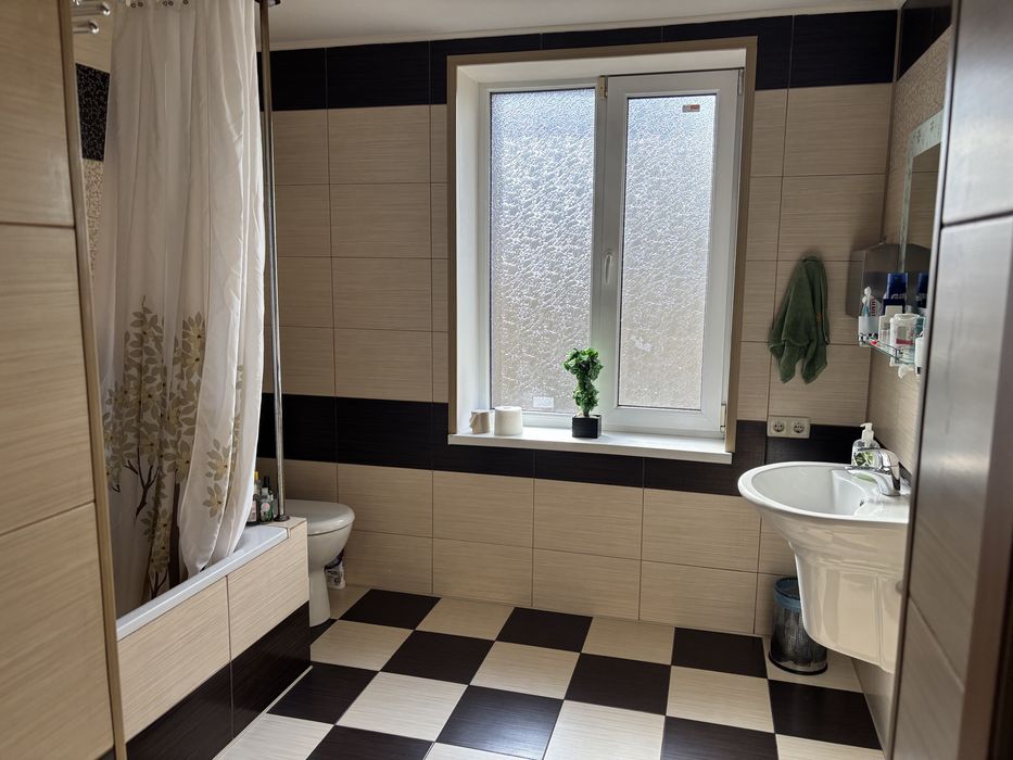 Продаж будинку Дніпровський, Правий беріг