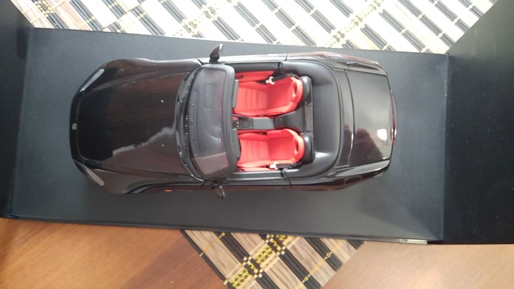 1/18 AUTOart Honda S2000. RARE US Version LHD Black