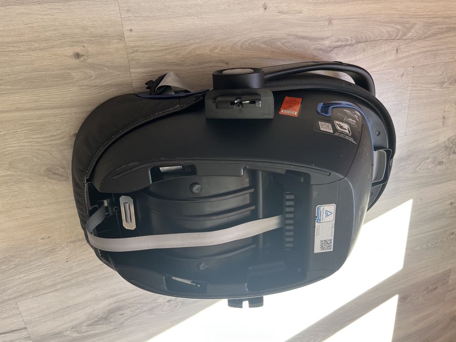 Автокрісло Britax Romer Baby-Safe i-Size + база ISOFIX
