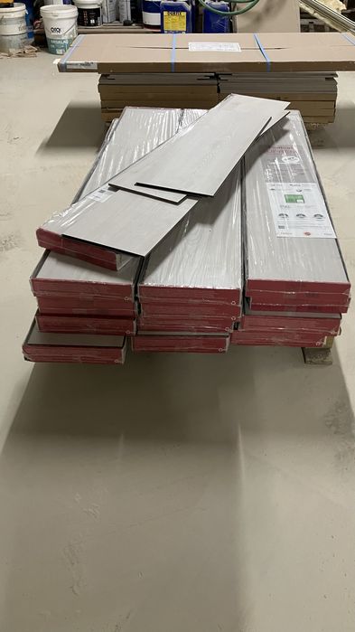 Pavimento Finsa branco AC6