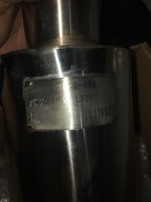 Silenciador dianteiro