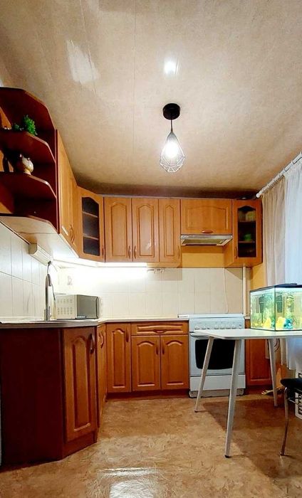 Продаж 2-х к. кв. вул. Паріотична буд. 54-Б ЦЕНТР міста, ДРУГИЙ поверх