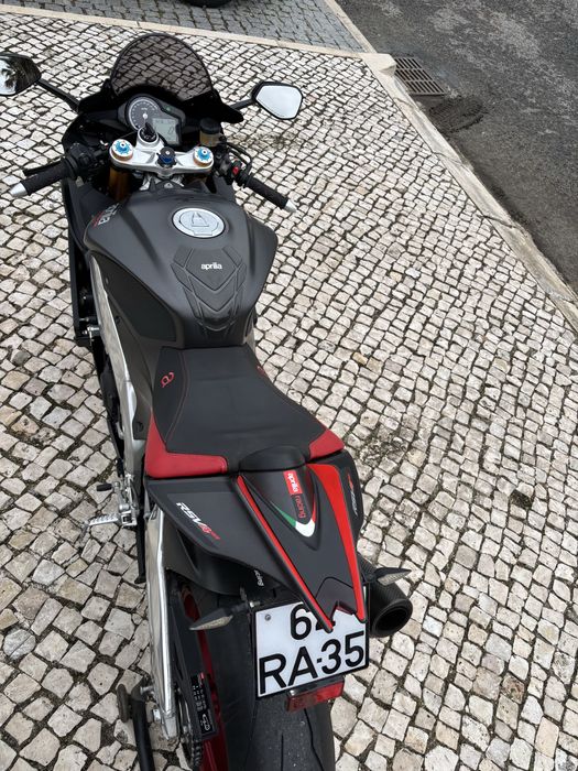 Aprilia RSV4 Só com 8536 kms Race Pack