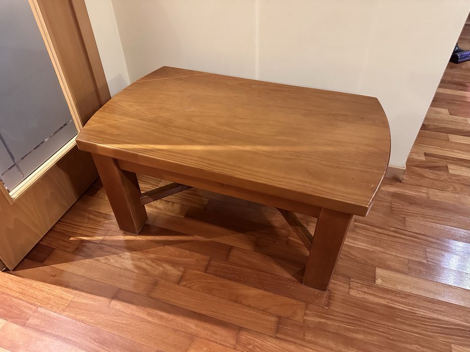 Mesa de apoio em madeira