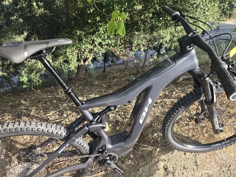 Bh atomx 8.2 eletrica L 29 de exposicao